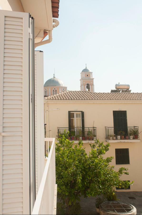 Relaxing Appt. Into The Heart Of Historical Center Lejlighed Kalamata Eksteriør billede
